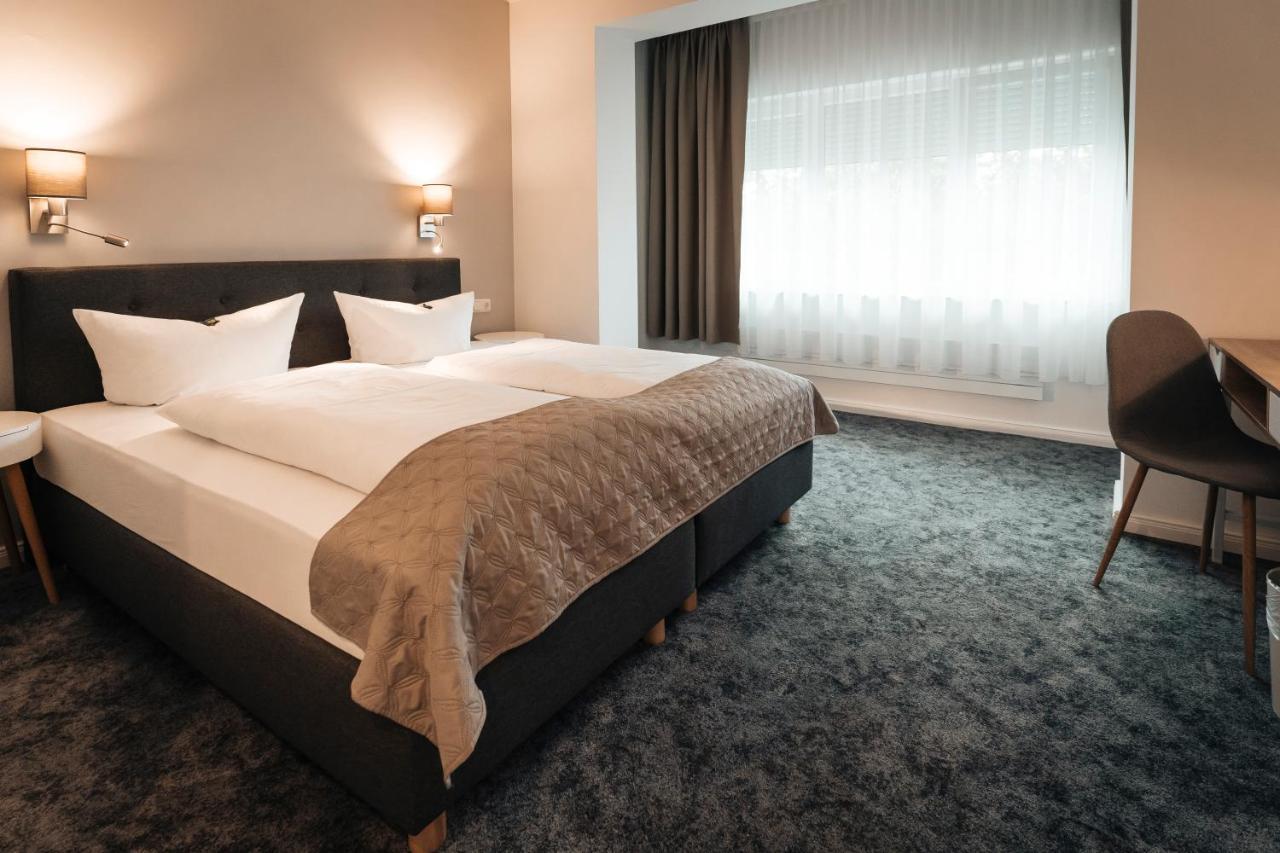 Hotel Freihof Am Roland Wedel Eksteriør billede