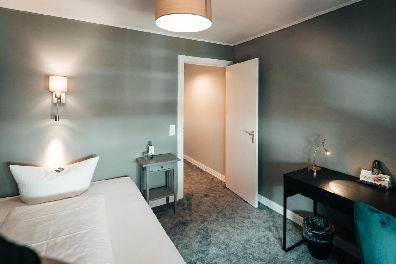 Hotel Freihof Am Roland Wedel Eksteriør billede
