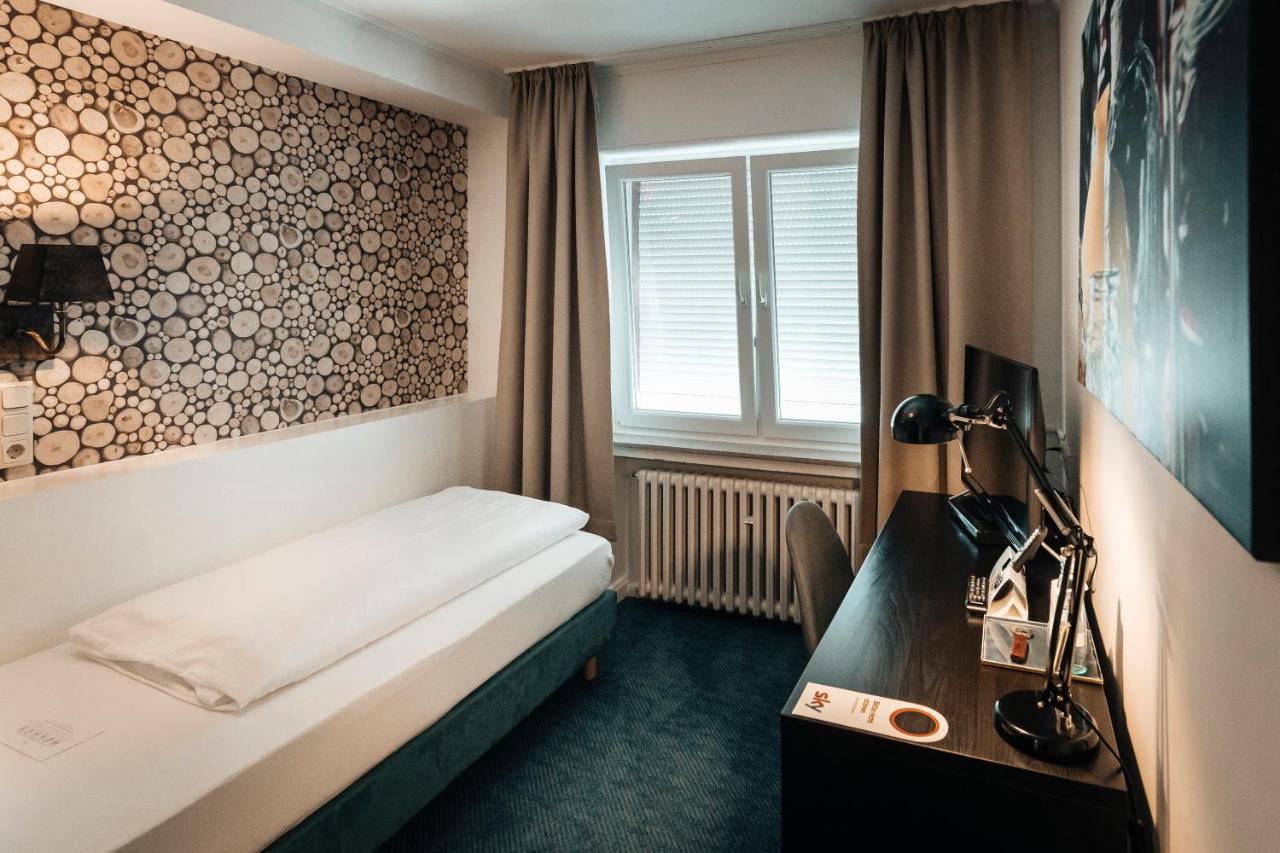 Hotel Freihof Am Roland Wedel Eksteriør billede