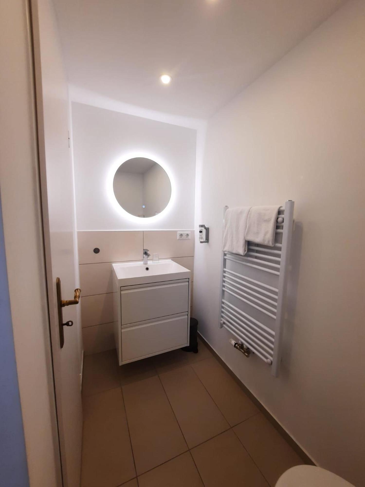 Hotel Freihof Am Roland Wedel Eksteriør billede
