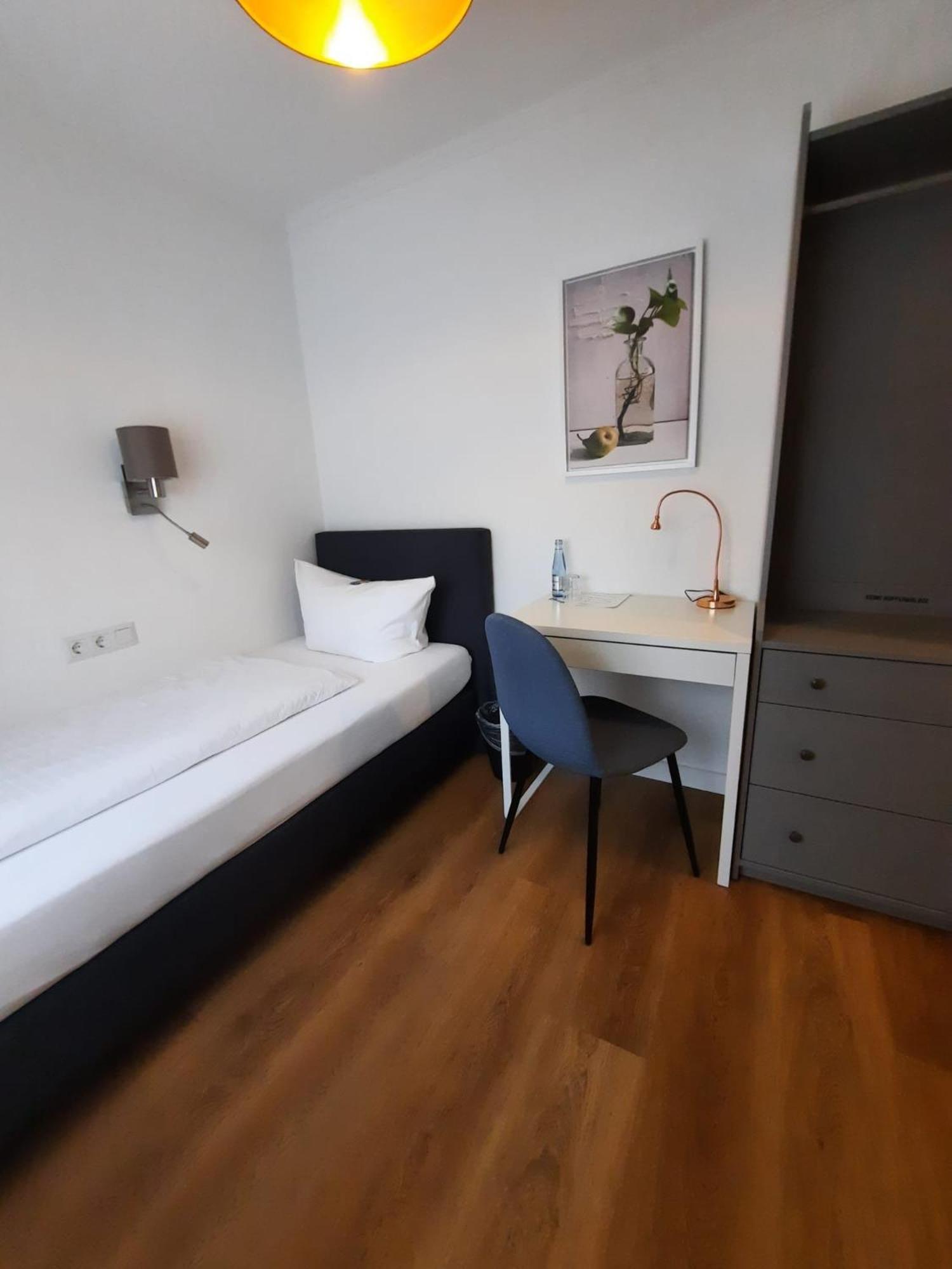 Hotel Freihof Am Roland Wedel Eksteriør billede