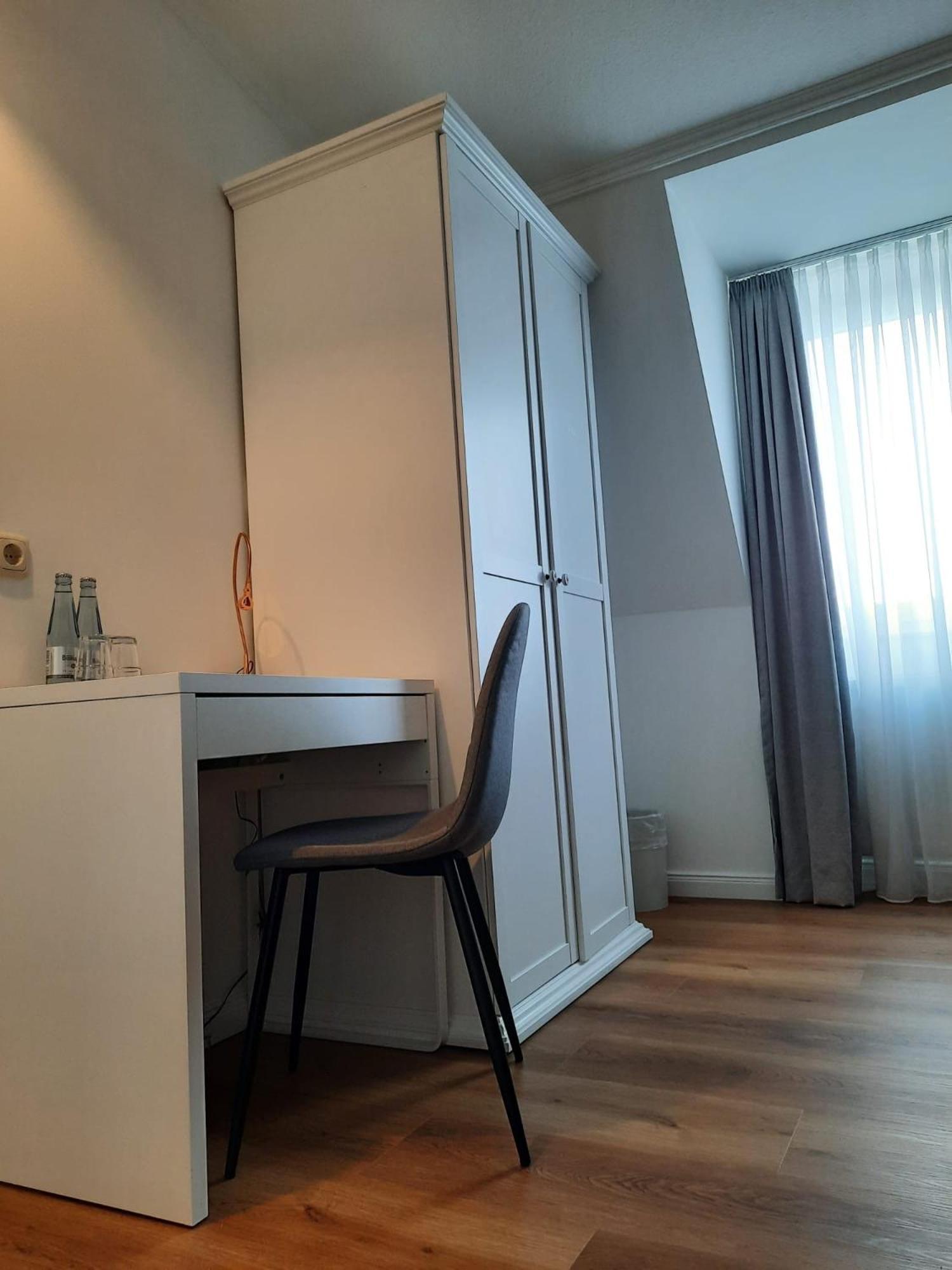 Hotel Freihof Am Roland Wedel Eksteriør billede