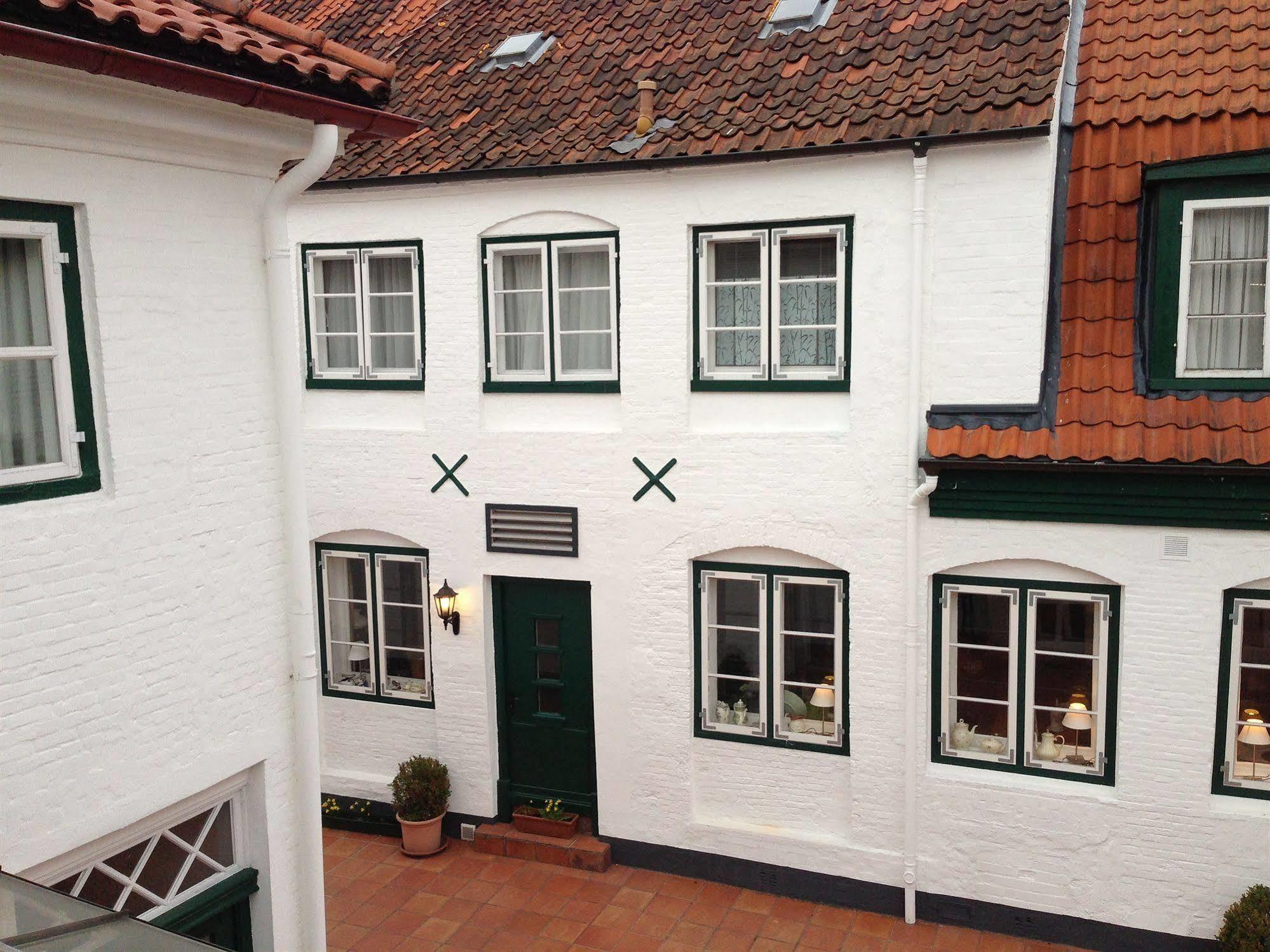 Hotel Freihof Am Roland Wedel Eksteriør billede