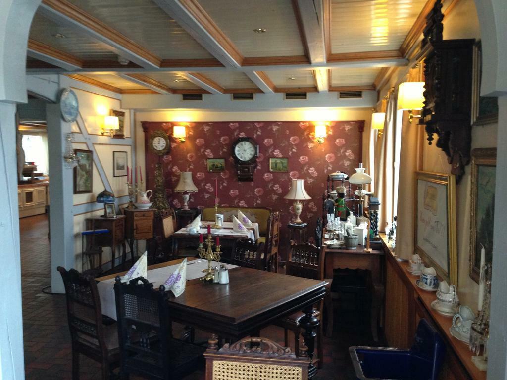 Hotel Freihof Am Roland Wedel Eksteriør billede